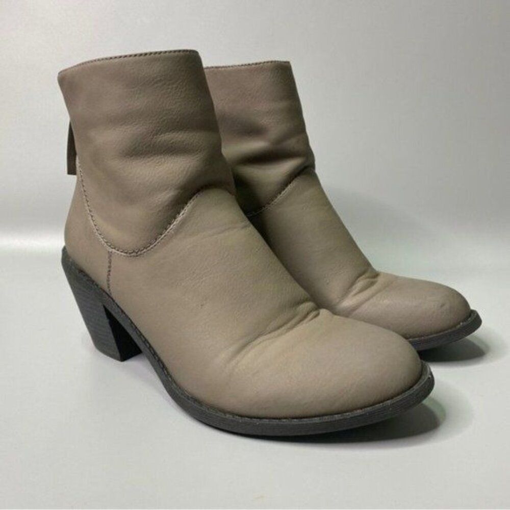 Madden Girl Ankle Boots Size 8 Gray
